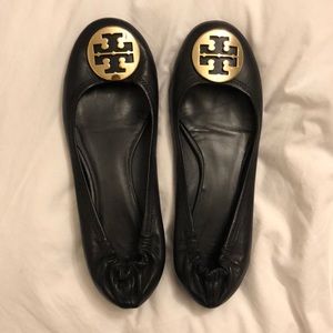 Tory Burch Reva Flats - Black with gold - Size 12